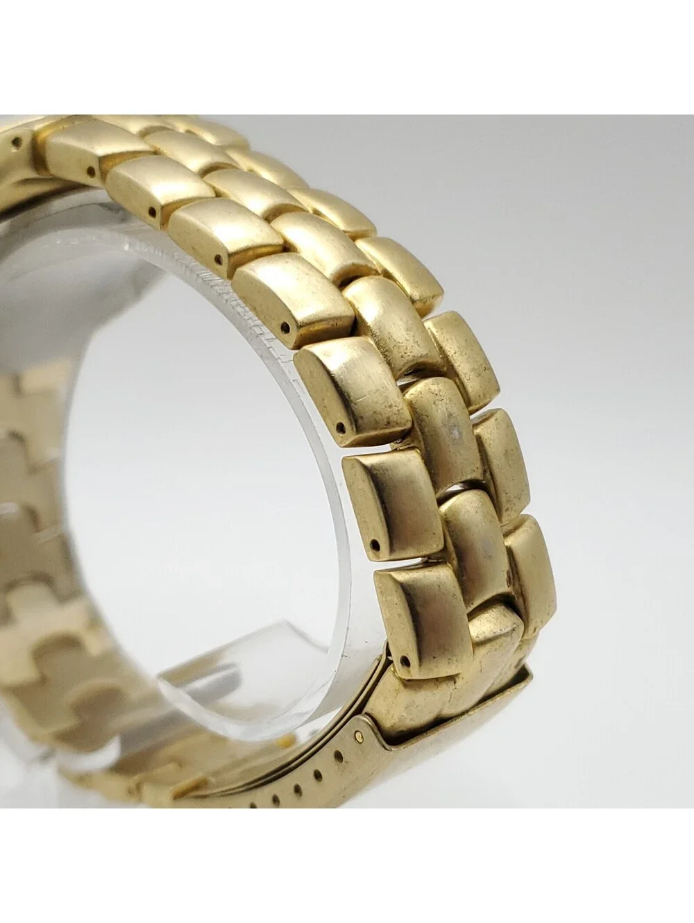 Lorus Diver Style Women Watch New Battery Gold Tone Date Dial 34mm